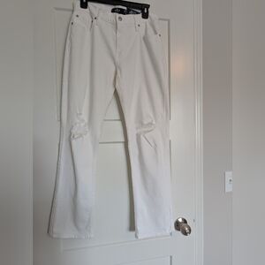 Hollister Men's White Ripped Slim Straight Jeans